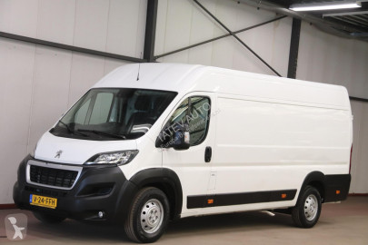 Caja cerrada Peugeot