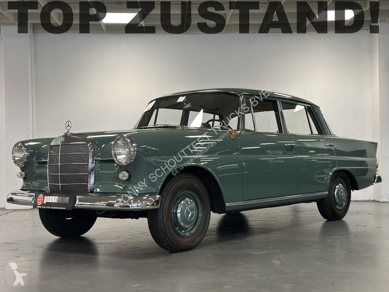 Furgoneta Mercedes 190 C Limousine Heckflosse -...