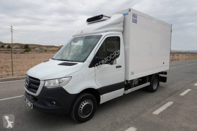 Mercedes positive trailer body refrigerated van