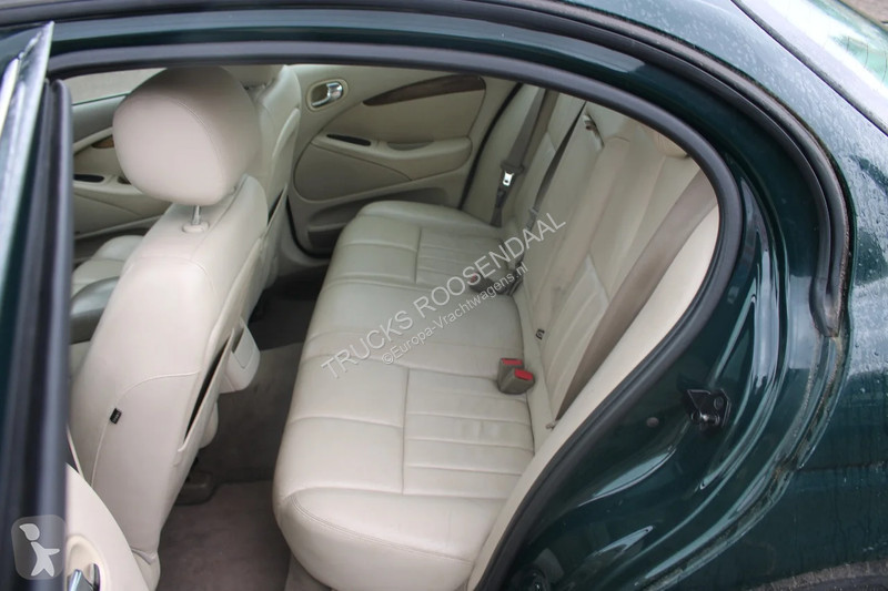 Véhicule utilitaire Jaguar 3.0 V6 EXECUTIVE...