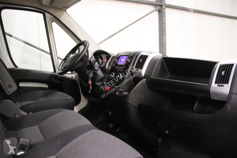Autoutilitară Fiat 2.3 BAKWAGEN MEUBELBAK...