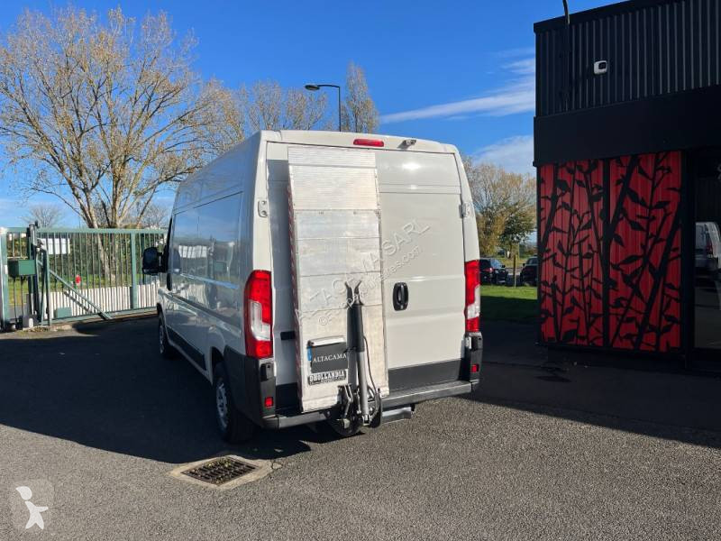 Véhicule utilitaire Fiat