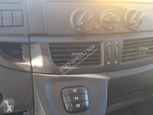 Veicolo commerciale Iveco EUROCARGO ML75E16...