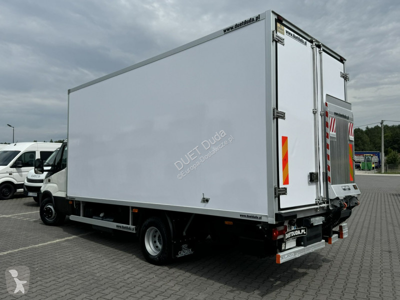 Autoutilitară Iveco 70C18 V H