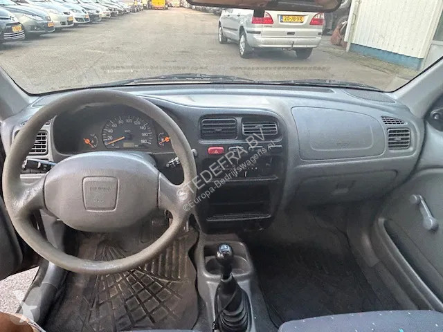 Autoutilitară Suzuki 1.0 - 16V , 5 drs. ,...