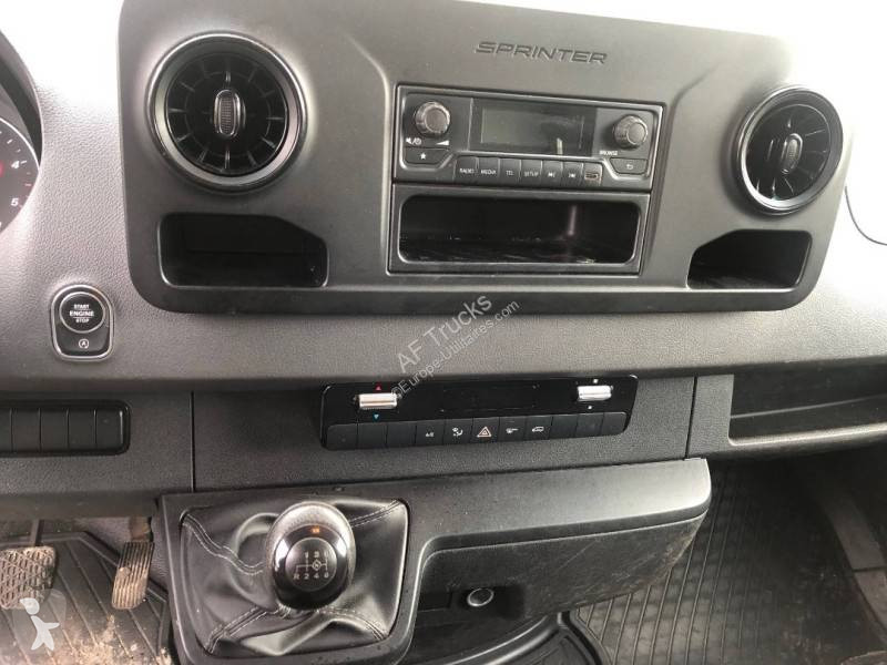 Véhicule utilitaire Mercedes
