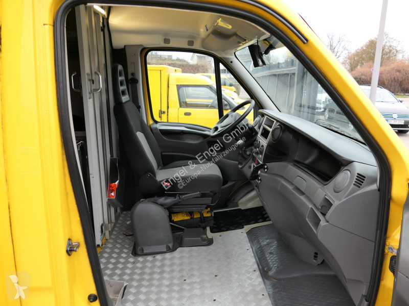 Veicolo commerciale Iveco Daily 35 S11 C30C...