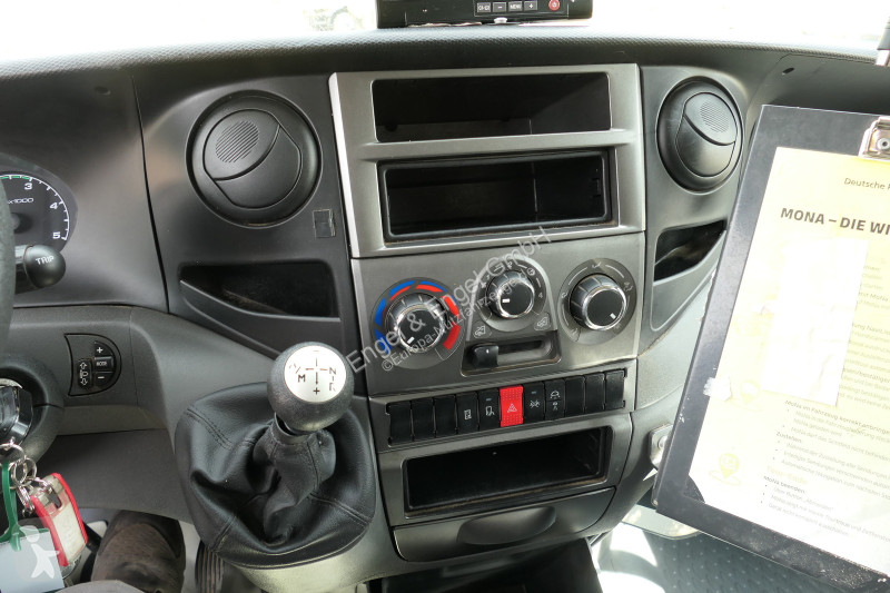 Nyttofordon Iveco Daily 35 S11 C30C AUTOMATIK...