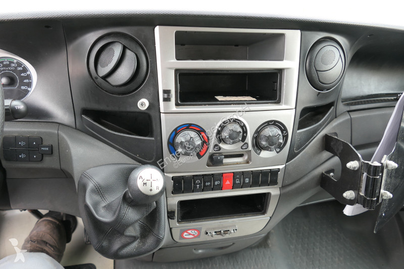 Veicolo commerciale Iveco Daily 35 S11 C30C...