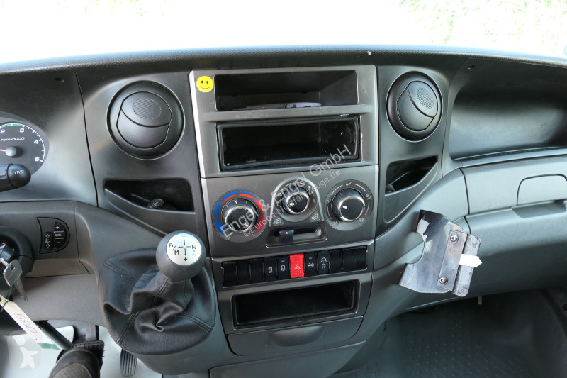 Nyttofordon Iveco Daily 35 S11 C30C AUTOMATIK...