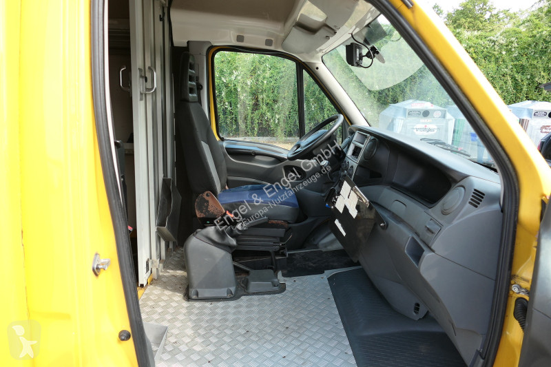 Veicolo commerciale Iveco Daily 35 S11 C30C...