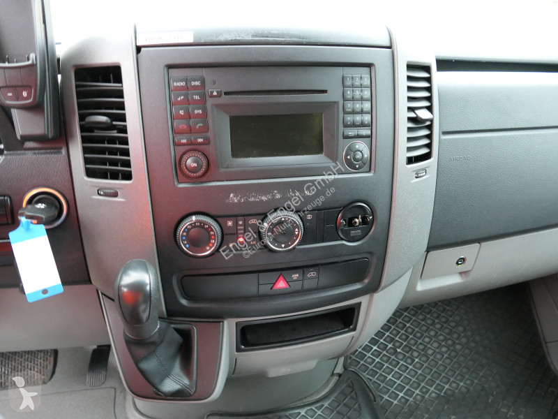 Véhicule utilitaire Mercedes Sprinter II 516...
