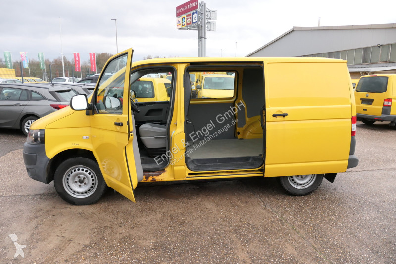 Véhicule utilitaire Volkswagen T5 Transporter...