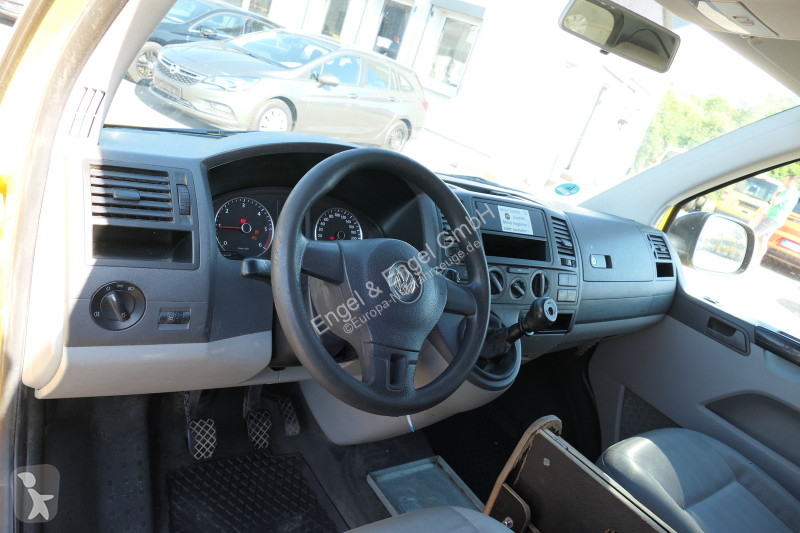 Veicolo commerciale Volkswagen T5 Transporter...