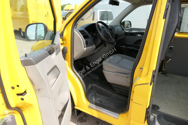 Véhicule utilitaire Volkswagen T5 Transporter...