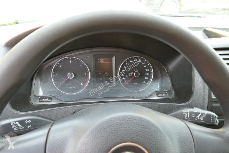 Véhicule utilitaire Volkswagen T5 Transporter...