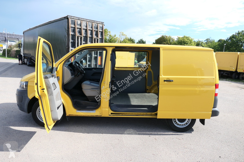 Véhicule utilitaire Volkswagen T5 Transporter...