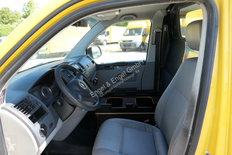 Autoutilitară Volkswagen T5 Transporter 2.0 TDI...