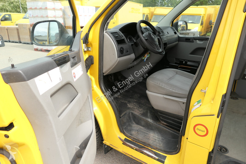 Véhicule utilitaire Volkswagen T5 Transporter...