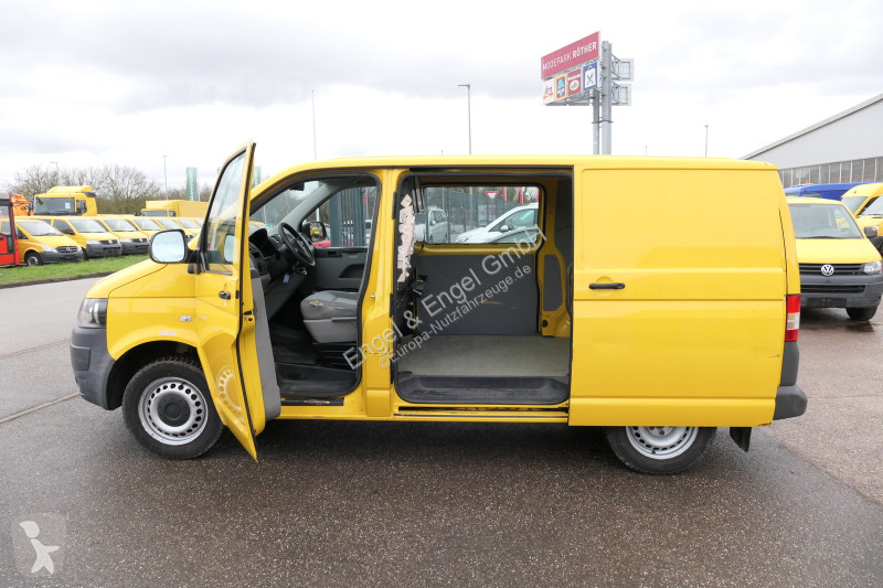 Véhicule utilitaire Volkswagen T5 Transporter...