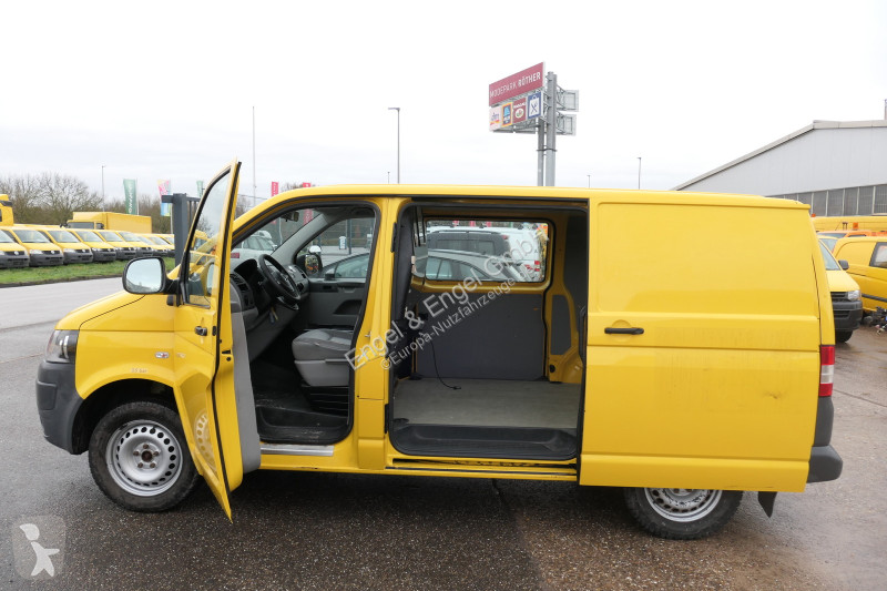 Véhicule utilitaire Volkswagen T5 Transporter...