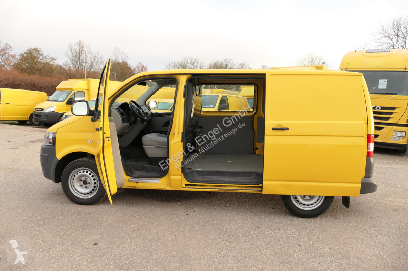 Autoutilitară Volkswagen T5 Transporter 2.0 TDI...