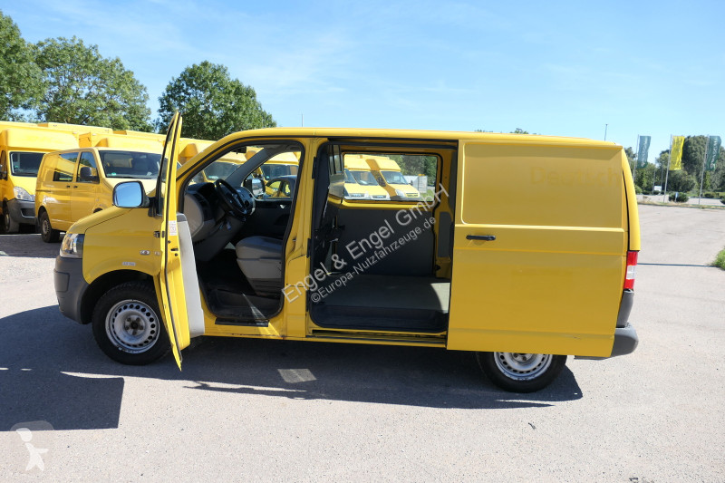 Véhicule utilitaire Volkswagen T5 Transporter...