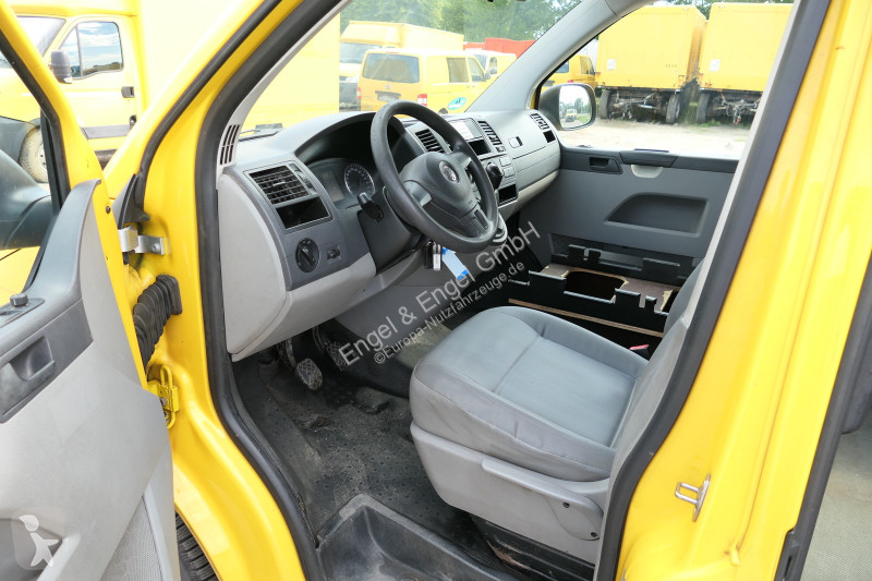 Autoutilitară Volkswagen T5 Transporter 2.0 TDI...