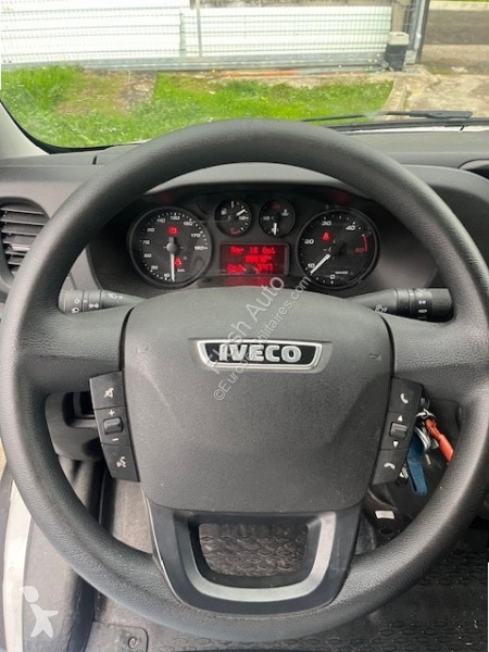 Veicolo commerciale Iveco DAILY  35C15 CAISSE...