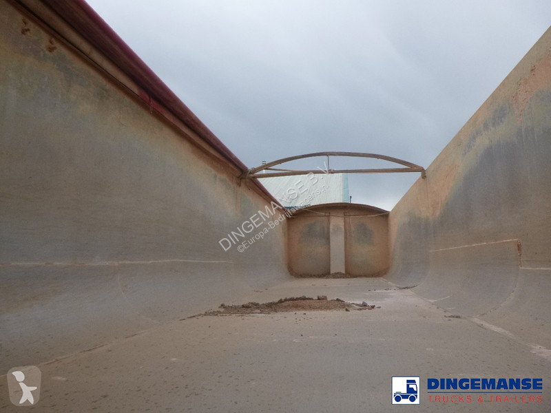 Véhicule utilitaire Fruehauf  Tipper trailer...