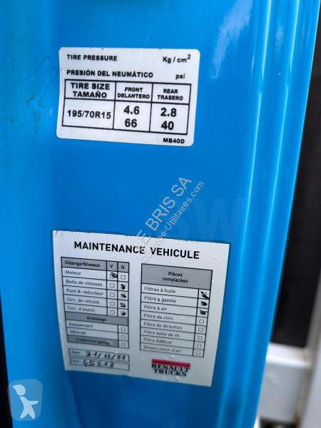 Véhicule utilitaire Renault 3.0 dCi 150