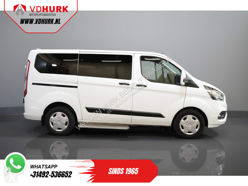 Furgoneta Ford Tourneo 2.0 TDCI € 30.182,-...