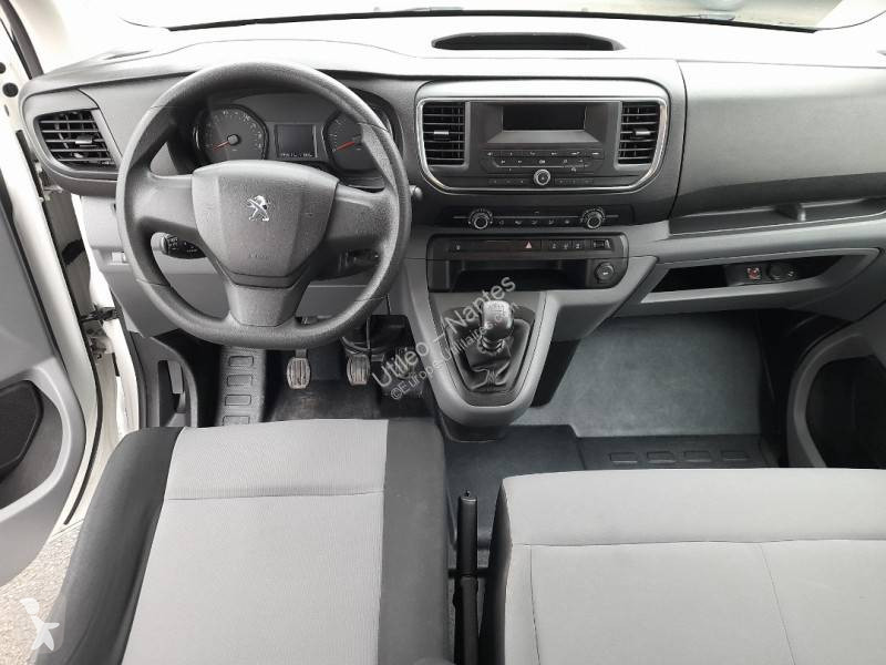 Véhicule utilitaire Peugeot