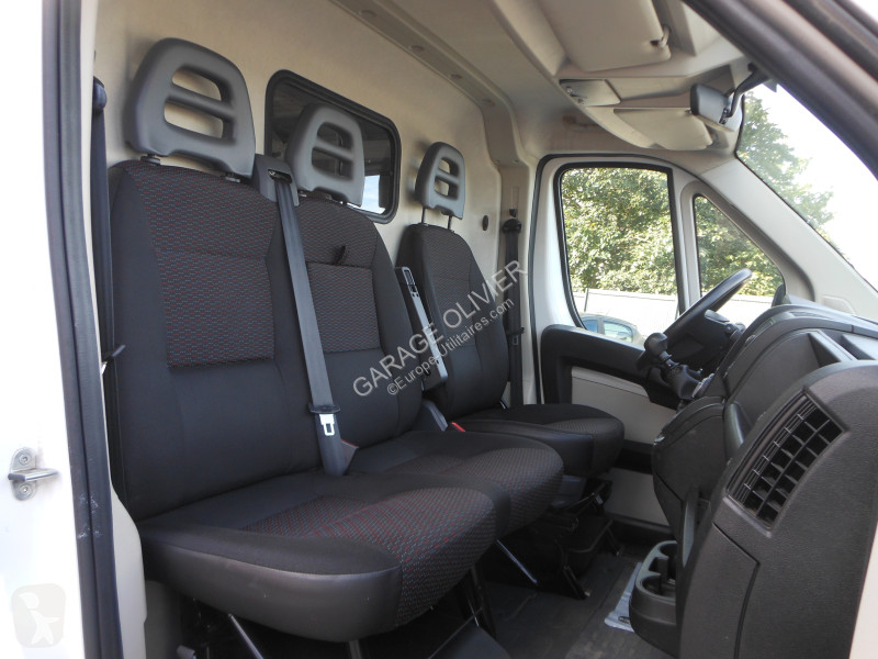 Véhicule utilitaire Citroën 30 L1H1 2.0 Bluehdi...
