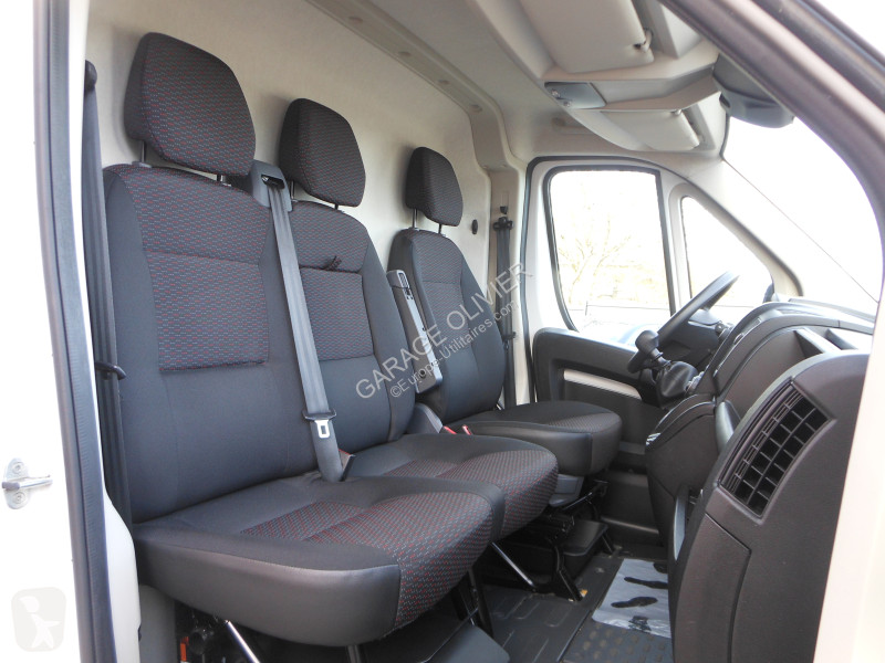 Autoutilitară Peugeot 435 L4H2 2.2 Bluehdi 140...