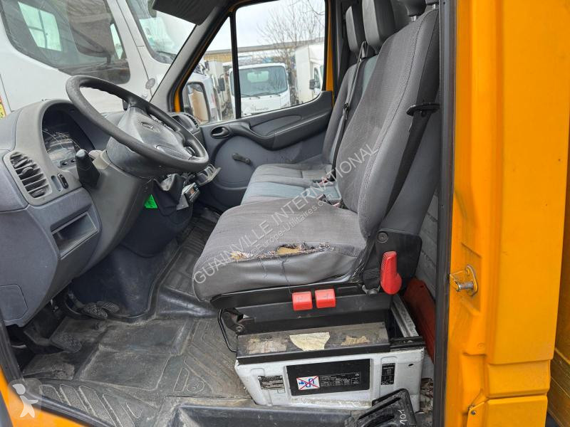 Véhicule utilitaire Mercedes