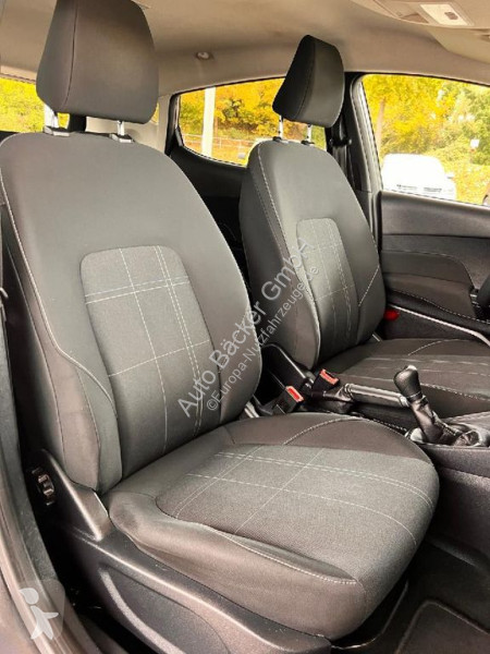 Užitkové vozidlo Ford C&C...