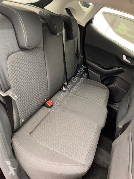 Užitkové vozidlo Ford 1.0 EcoBoost Titanium...