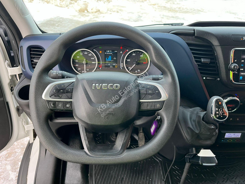 Veículo utilitário Iveco 35S14N CNG! XARIOS 350...