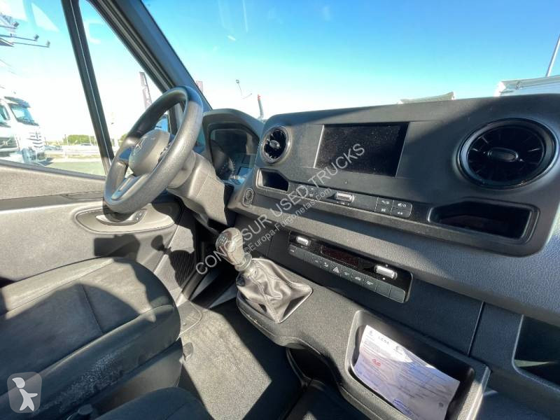 Furgoneta Mercedes