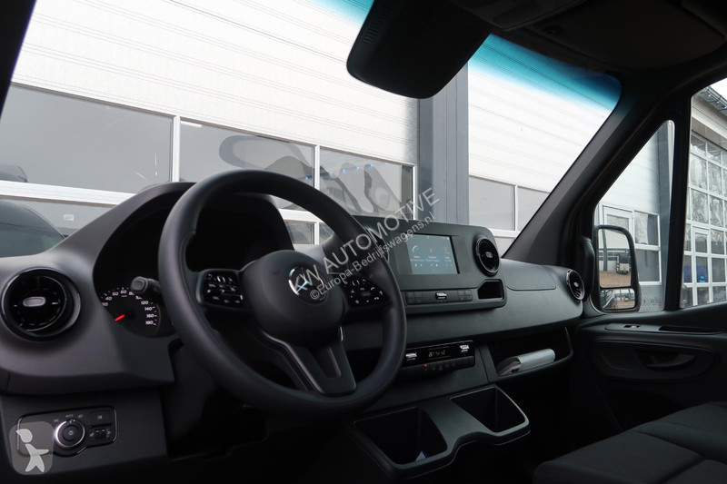 Véhicule utilitaire Mercedes 519 CDI L2H2 4X4...
