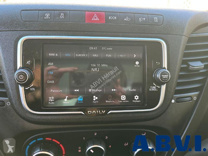 Veículo utilitário Iveco 35C18 FRIGO BOITE AUTO...