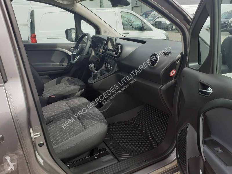Véhicule utilitaire Mercedes 112 CDI Long Select