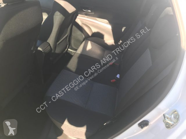 Véhicule utilitaire Suzuki S-CROSS 1.4 HYBRID