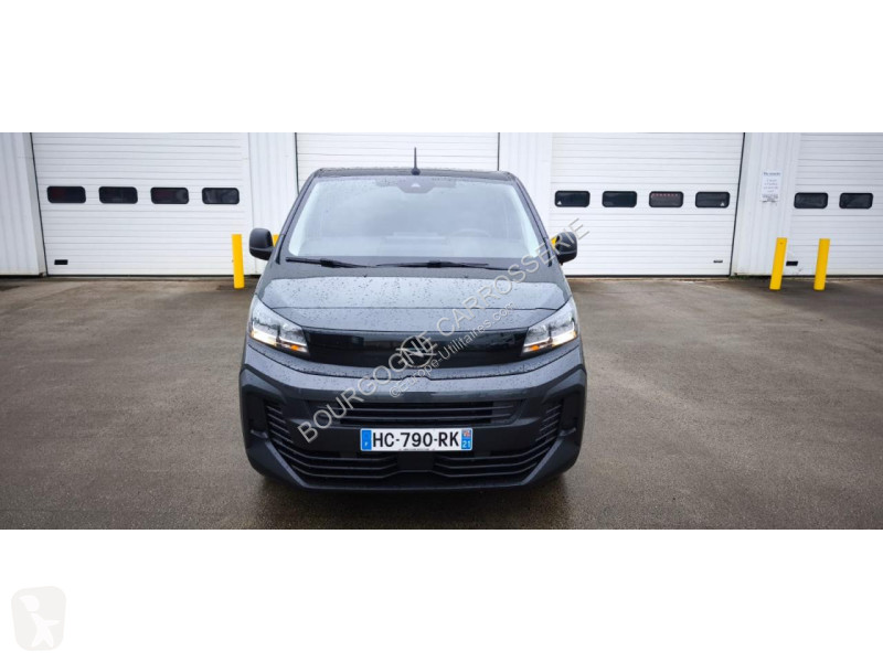 Véhicule utilitaire Opel VIVARO M1 2900 2.5...