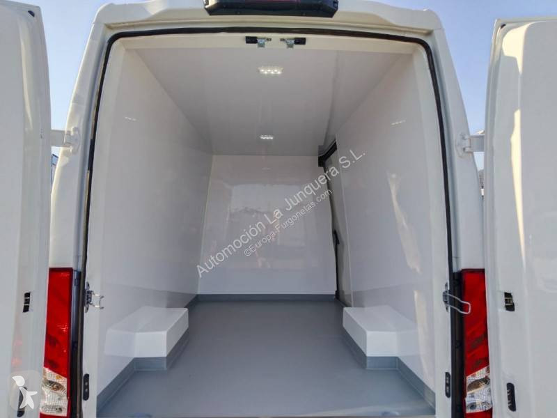 Véhicule utilitaire Iveco