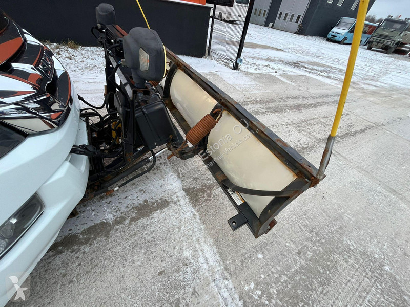 Nyttofordon Isuzu 4x4 SNOW PLOW & SPREADER D-max