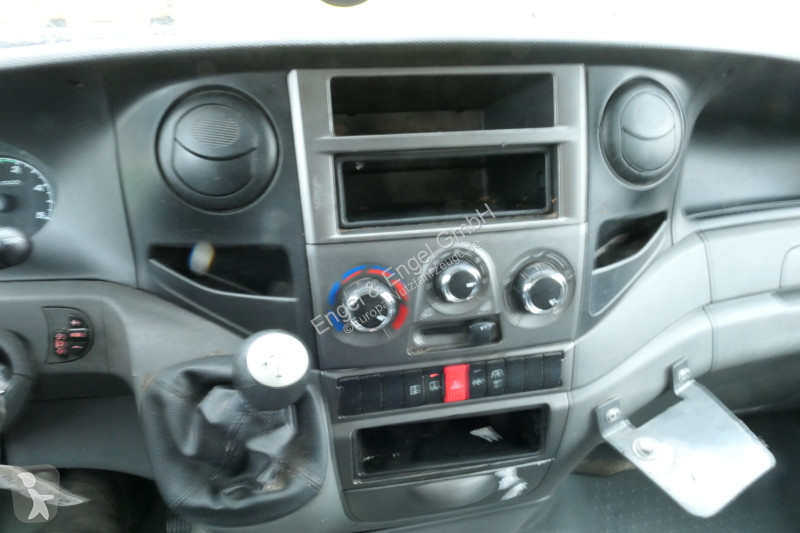 Autoutilitară Iveco Daily 35 S11 C30C AUTOMATIK...
