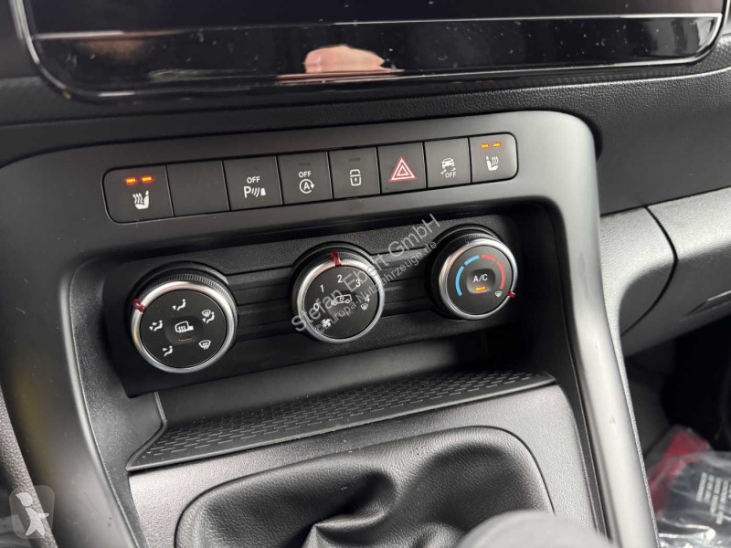 عربة نفعية Mercedes 110 CDI Klima Kamera MBUX...