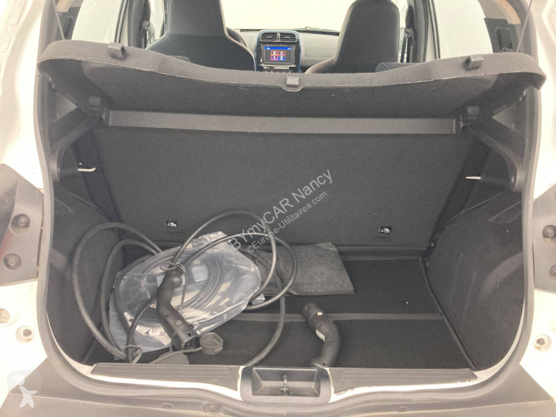 عربة نفعية Dacia Spring Achat Intégral
